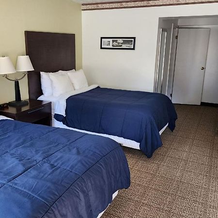 Nittany Budget Motel Стейт Колледж Экстерьер фото